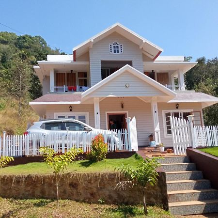 Creek Way Munnar Hotel Anachal Ngoại thất bức ảnh